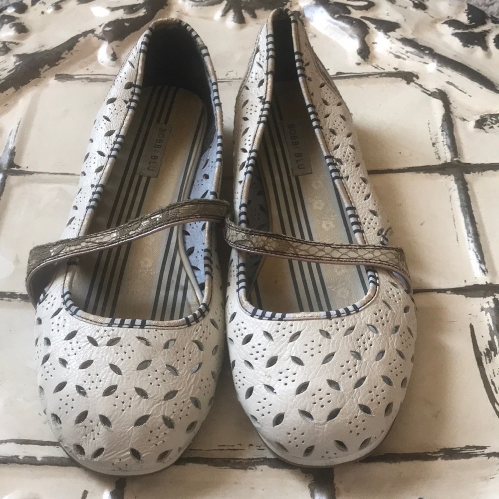 Bobbi Blu Mary Janes Sz 10